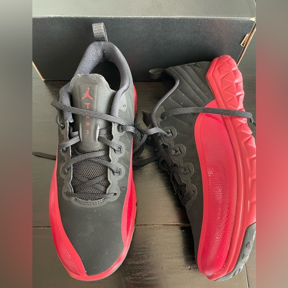 Gently worn Jordan trainer prime bg men’s size 7 - Picture 8 of 15